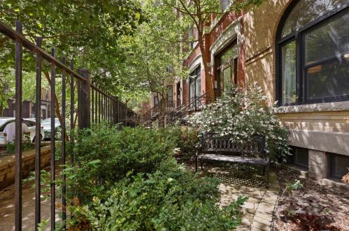 2220 Sedgwick St, Chicago IL  60614-3809 exterior