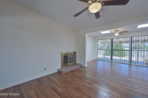 8105 Beverly St, Tucson AZ 85710-5929 exterior