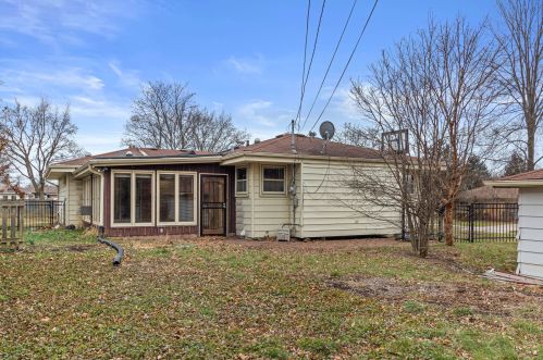 9826 Langlade St, Milwaukee WI 53225-1014 exterior