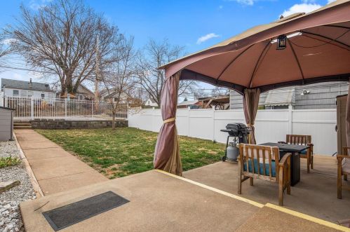 4748 Hamburg Ave, Saint Louis MO 63123-4804 exterior