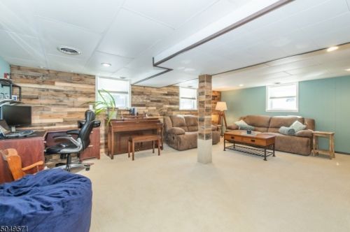 70 Landing Trl, Parsippany NJ 07834-1014 exterior