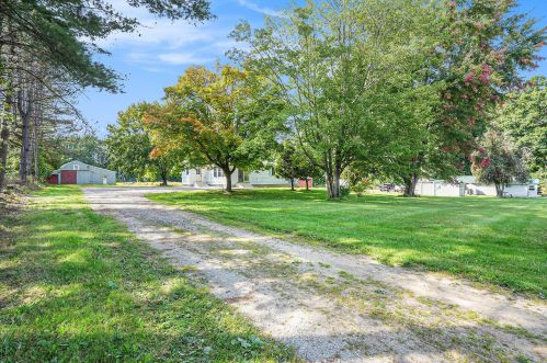 10075 Mason Dr, Grant MI 49327-9605 exterior