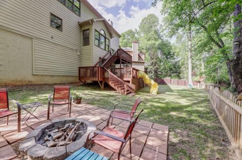 1528 Grace Mdw Ln, Smyrna GA 30082-3386 exterior