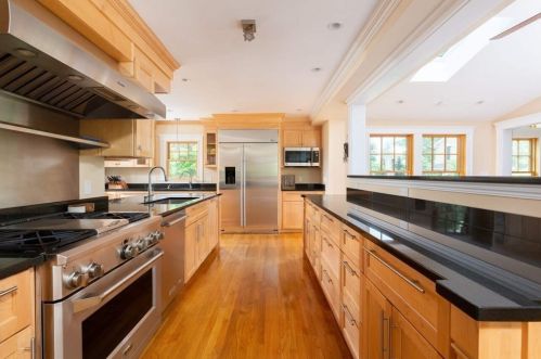 98 Collins Rd, Newton, MA 02468-2235