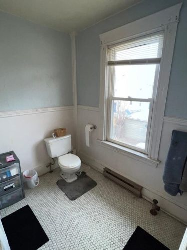 131 Daboll St, Providence RI 02907-2529 exterior