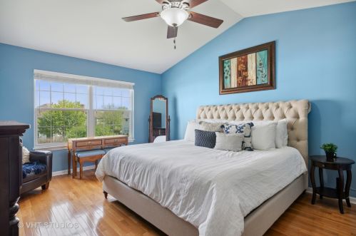 220 Cascade Dr, Bull Valley IL 60012-3346 exterior