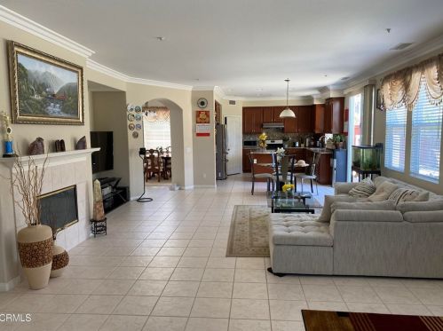 1331 Martin Luther King Jr Dr, Oxnard CA  93030-2575 exterior