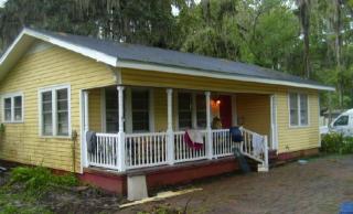 6441 Eureka Springs Rd, Tampa, FL 33610-9465