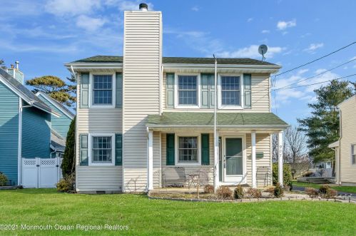 907 Ellison Ave, Point Pleasant Beach NJ 08742-2934 exterior