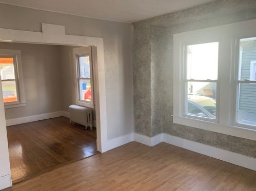 55 Fox St, West Springfield MA  01089-2632 exterior