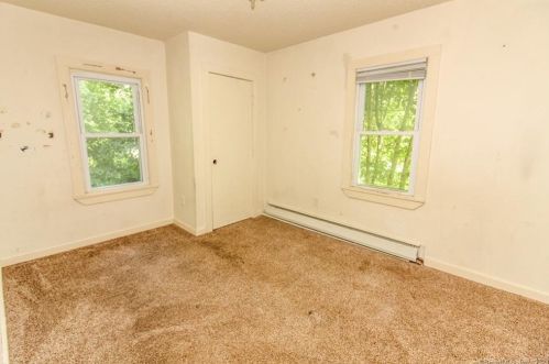 387 Putnam Pike, Killingly CT 06241-1608 exterior