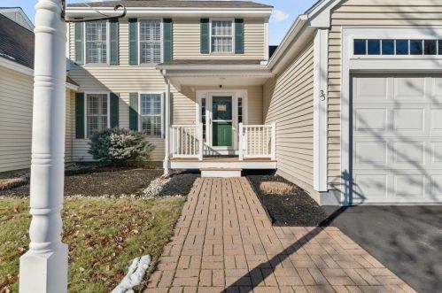 35 Littles Ln, Hampstead, NH 03841-2266