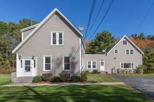 26 North Ave, Plaistow, NH 03865-2619