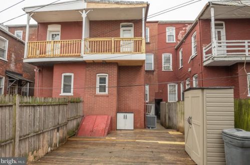 355 Ross St, Lancaster PA 17602-1941 exterior