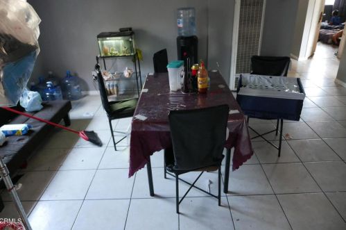 326 Roosevelt Ave, Oxnard CA 93030-3680 exterior