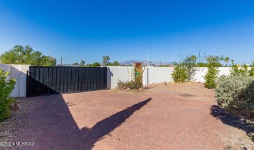 1210 Congress St, Tucson AZ 85745-2812 exterior