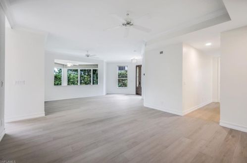 217 Colonade Cir, Naples FL 34103-8724 exterior