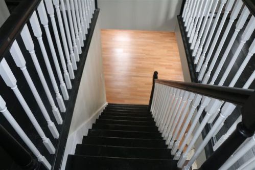 7029 School St, Concord, NH 03307-0910