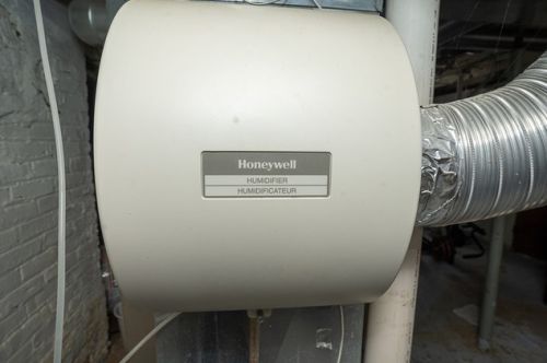 905 Tappan St, Bull Valley IL 60098-2451 exterior