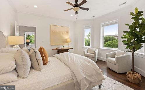 1533 Capitol St, Washington DC  20003-1508 exterior