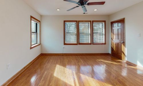 10643 Perry Ave, Chicago IL 60628-3428 exterior