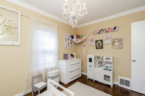 7148 Sharp Ave, Saint Louis MO 63116-3040 exterior