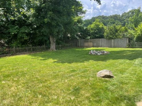 29 Patton Rd, Woonsocket, RI 02895-3821