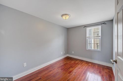 1323 17 St, Philadelphia PA 19121-5041 exterior