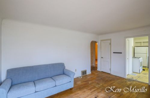 2867 Sharon Ave, Wyoming MI 49519-2519 exterior