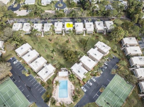 1549 Sandpiper St, Naples FL 34102-1593 exterior