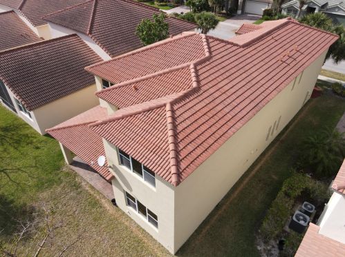 2213 Newport Is Blvd, Fort Pierce FL 34953-4378 exterior