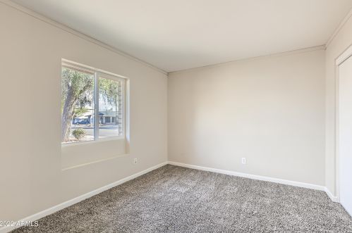 15028 40 Pl, Phoenix AZ 85050-8972 exterior