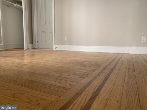 405 Fairmount Ave, Philadelphia PA 19123-2809 exterior