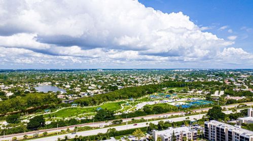 14 Royal Palm Way, Boca Raton FL  33432-8760 exterior