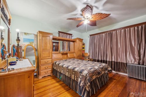 683 Johnstone St, Perth Amboy NJ 08861-3235 exterior