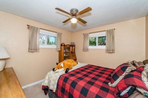 2526 Morris Thomas Rd, Duluth MN 55811-3264 exterior