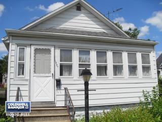 1257 Hickory St, Joliet, IL 60435-4374