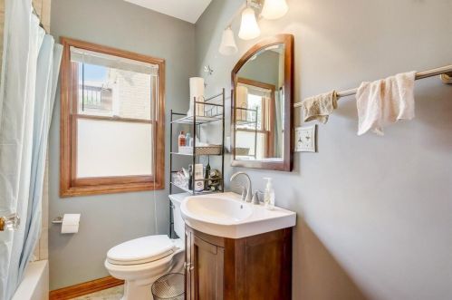 2847 77 St, Milwaukee WI 53219-2766 exterior