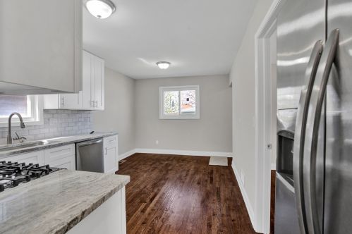 9722 Calumet Ave, Chicago IL  60628-1430 exterior