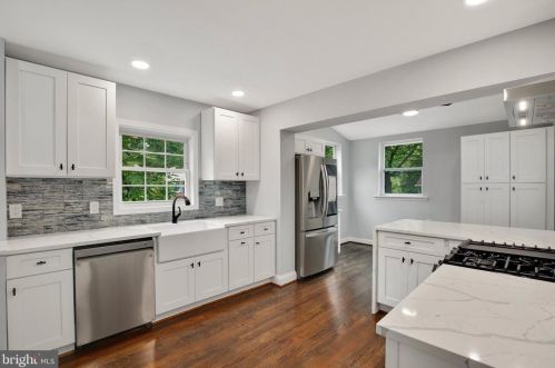 8407 Hartford Ave, Silver Spring MD  20910-5311 exterior