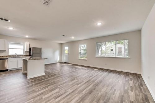 1207 Bruce Dr, Denison TX  75020-1205 exterior