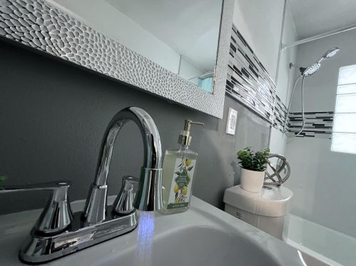 6623 52nd St, Milwaukee WI  53223-6038 exterior