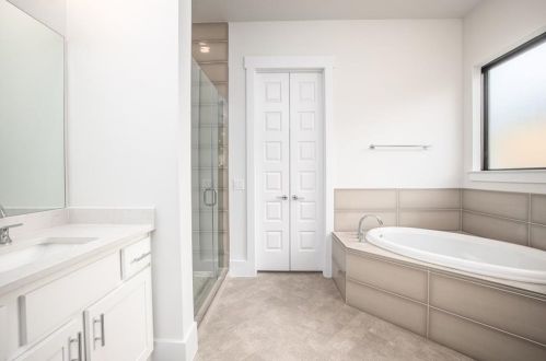 2011 Belford Dr, Austin TX 78757-8207 exterior