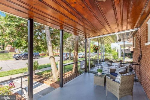 901 Hamilton St, Washington DC  20011-3927 exterior