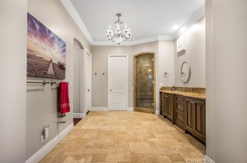 1241 Valencia Mesa Dr, Fullerton CA 92833-2220 exterior