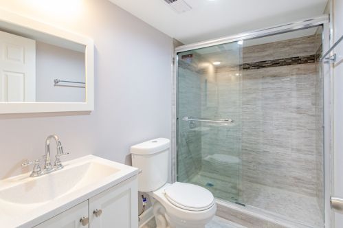 5317 Massasoit Ave, Chicago IL 60638-2854 exterior