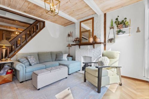 4002 Howley St, Pittsburgh PA  15224-1418 exterior