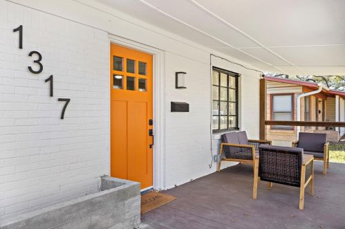 1317 Cloverleaf Dr, Austin TX  78723-2503 exterior