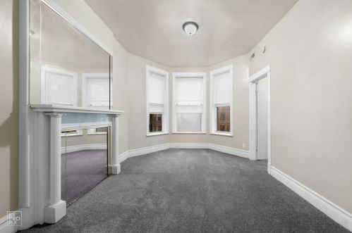 6609 Rhodes Ave, Chicago IL  60637-4103 exterior