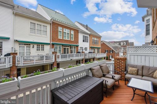 337 Fayette St, Alexandria VA 22314-2201 exterior